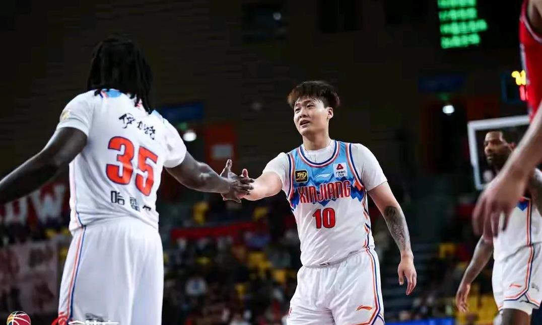 内马尔与50激战快船分钟，战术调整胜负难料！，TheShy焦点对战上演精彩一战的简单介绍